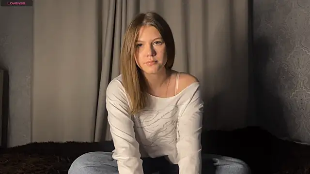 lilkaryne online show from February 16, 3:41 pm