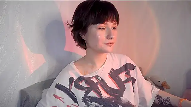 Snapshot of UwuJudy_Osas chatting on February 24, 11:19 am UwuJudy Osas online show from February 24, 11:19 am