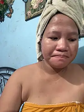 Snapshot of Hottie_Pussy chatting on June 7, 8:51 am Hottie Pussy online show from June 7, 8:51 am