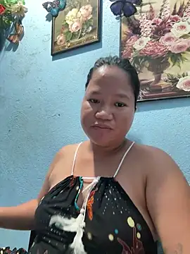 Snapshot of Hottie_Pussy chatting on June 12, 5:50 am Hottie Pussy online show from June 12, 5:50 am