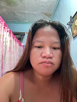 Snapshot of Hottie_Pussy chatting on June 14, 10:34 pm Hottie Pussy online show from June 14, 10:34 pm