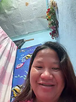 Snapshot of Hottie_Pussy chatting on June 22, 3:31 pm Hottie Pussy online show from June 22, 3:31 pm