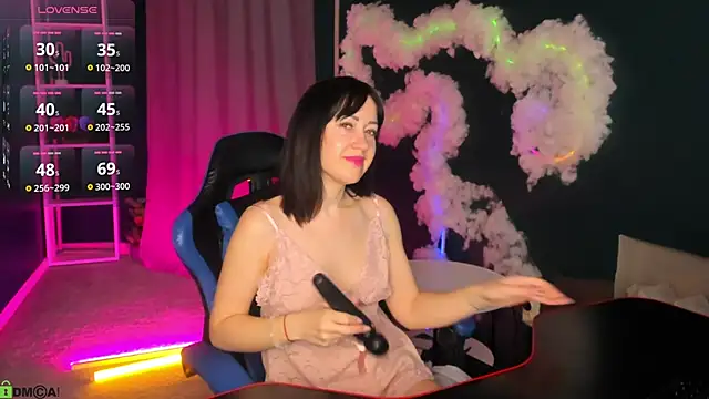 Amily Warren online show from March 2, 3:09 am