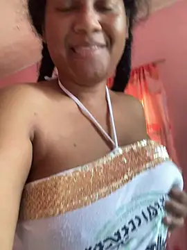 Eirondra valeen online show from July 4, 1:50 pm