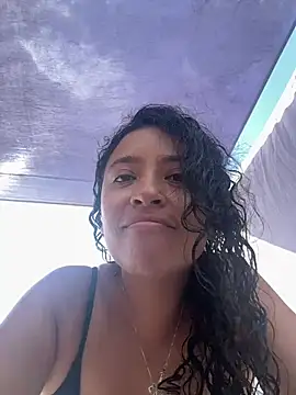 Laura Miller1 online show from April 20, 7:59 pm