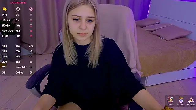 Snapshot of ApheliaStar chatting on February 27, 4:07 pm ApheliaStar online show from February 27, 4:07 pm