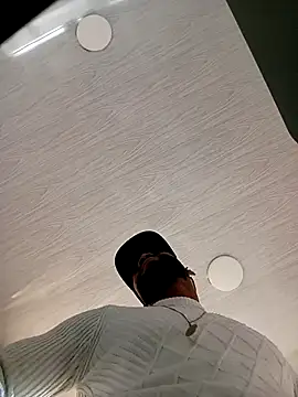 Dante Knox online show from April 3, 4:38 pm