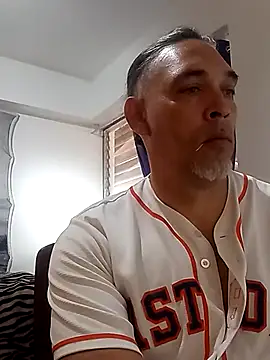 Snapshot of Big_vittollo chatting on March 12, 12:44 pm Big vittollo online show from March 12, 12:44 pm