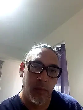 Snapshot of Big_vittollo chatting on March 22, 3:15 pm Big vittollo online show from March 22, 3:15 pm