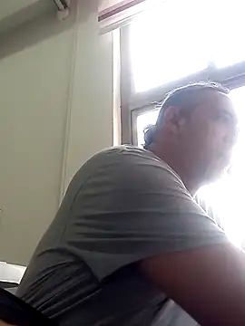 Snapshot of Big_vittollo chatting on April 3, 3:32 pm Big vittollo online show from April 3, 3:32 pm