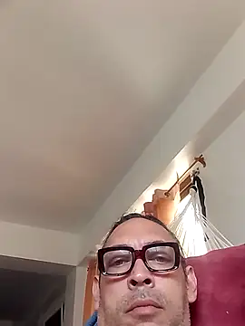 Snapshot of Big_vittollo chatting on April 12, 1:27 pm Big vittollo online show from April 12, 1:27 pm