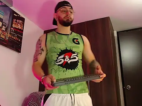 Axel Stton online show from April 15, 1:07 pm