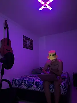 BabyAzz19 online show from January 11, 3:33 am