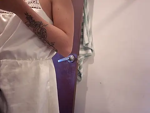 Snapshot of Yumicoco_ chatting on January 18, 10:35 pm Yumicoco online show from January 18, 10:35 pm