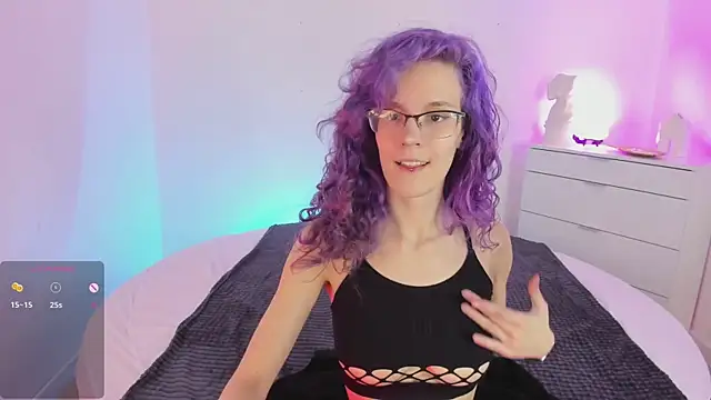 AuraLaunni online show from June 2, 6:48 am