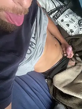 Snapshot of Olhoosclaros chatting on January 14, 12:00 pm Olhoosclaros online show from January 14, 12:00 pm