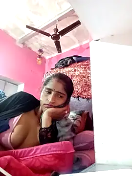 Snapshot of gahiu_sexe chatting on February 3, 7:19 pm gahiu sexe online show from February 3, 7:19 pm