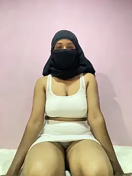 cutehotwife online show from February 21, 10:49 am