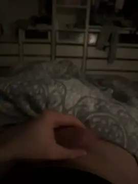 Snapshot of NotatingGrinder chatting on February 13, 10:50 pm NotatingGrinder online show from February 13, 10:50 pm