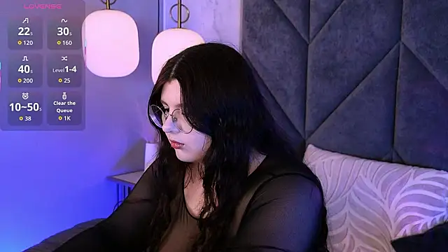 Snapshot of Siena_aa chatting on February 15, 1:52 pm Siena aa online show from February 15, 1:52 pm