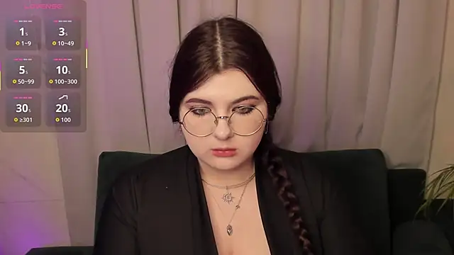 Snapshot of Siena_aa chatting on February 19, 8:38 pm Siena aa online show from February 19, 8:38 pm