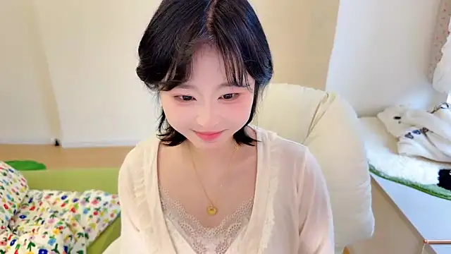 Onefiona online show from March 15, 6:52 am