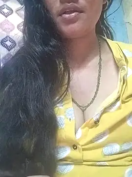 Snapshot of Zaara101 chatting on April 7, 3:29 am Zaara101 online show from April 7, 3:29 am