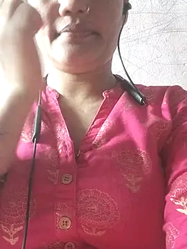 Zaara101 online show from June 24, 7:40 am