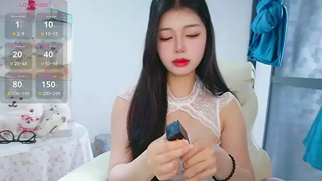 -XiaoYu-777 online show from March 24, 7:35 am