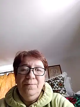 Snapshot of KetQueen10 chatting on January 11, 8:08 am KetQueen10 online show from January 11, 8:08 am