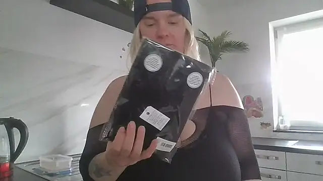 MinchenBienchen98 online show from March 17, 10:29 am