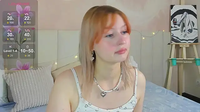 Snapshot of AdeleSilvy chatting on July 11, 1:52 am AdeleSilvy online show from July 11, 1:52 am