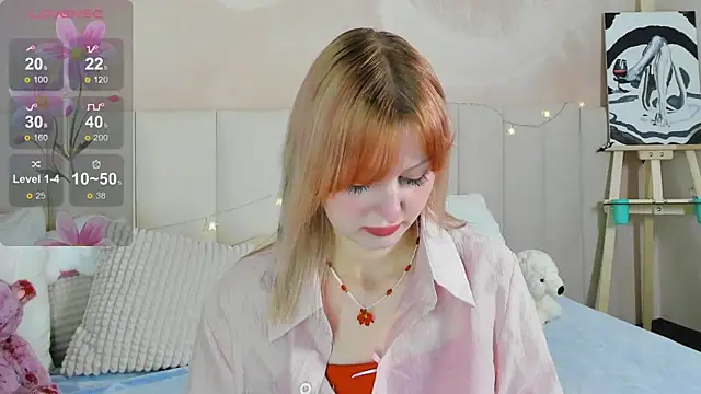 Snapshot of AdeleSilvy chatting on July 16, 1:44 am AdeleSilvy online show from July 16, 1:44 am