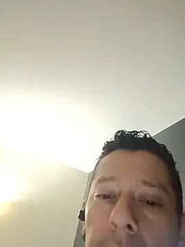 Snapshot of Enriquelobito69@xh chatting on January 11, 5:45 am Enriquelobito69xh online show from January 11, 5:45 am