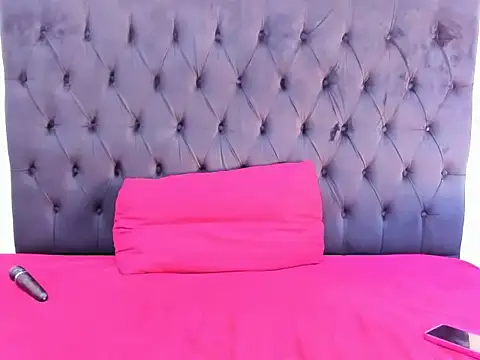 BustyBoobs67 online show from February 25, 1:32 pm