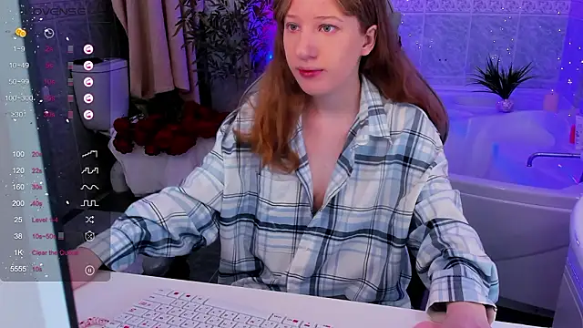 tracy aw online show from March 19, 9:02 am