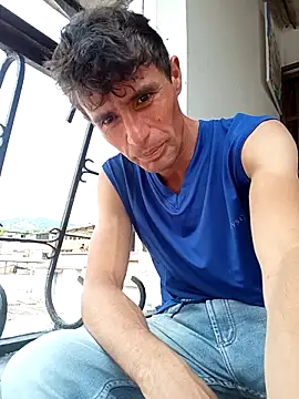 torvyHot online show from February 11, 7:52 pm