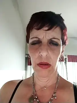 Juguetonafogosa5 online show from February 11, 12:04 am