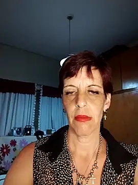 Juguetonafogosa5 online show from March 5, 12:06 am