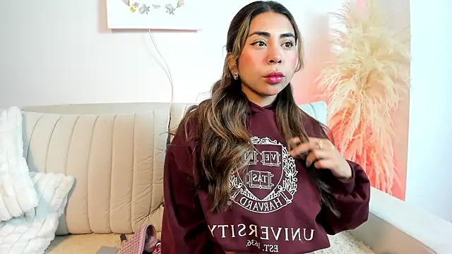 Snapshot of _Sweet_ary chatting on February 25, 7:01 pm Sweet ary online show from February 25, 7:01 pm