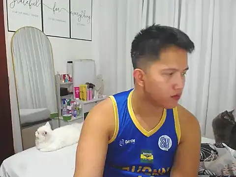 Snapshot of urhunk_jayceee chatting on January 14, 2:50 am urhunk jayceee online show from January 14, 2:50 am