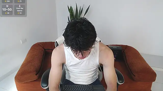 Snapshot of DarrenColleen chatting on April 18, 1:26 pm DarrenColleen online show from April 18, 1:26 pm