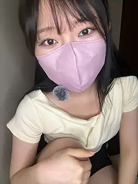 Snapshot of rin_15 chatting on June 23, 12:03 pm rin 15 online show from June 23, 12:03 pm
