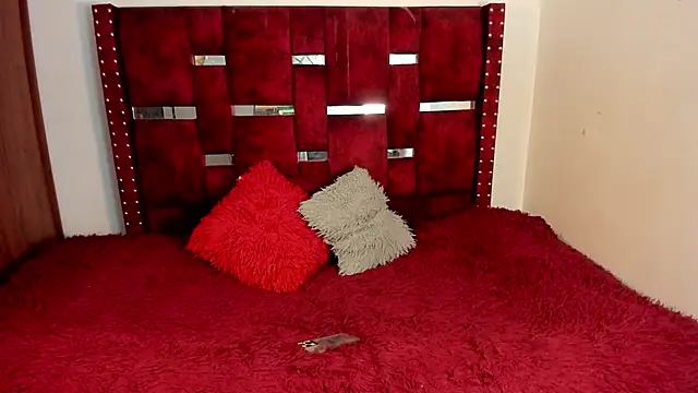 cyber novaa4 online show from February 23, 10:07 pm