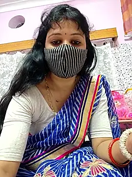 Priyaji7575 online show from February 18, 5:47 am