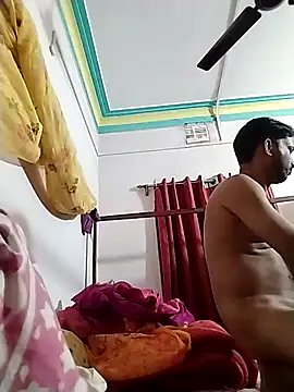 studio-my online show from March 3, 6:25 pm