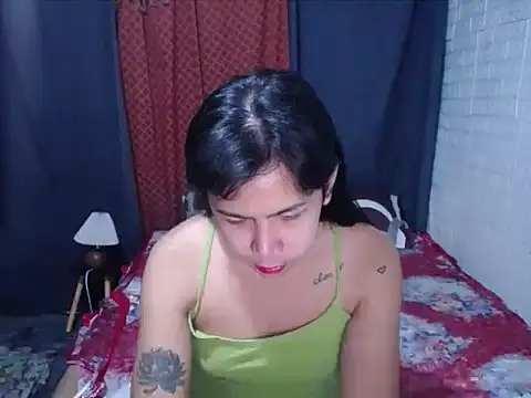 Snapshot of BriannaCruz24 chatting on June 22, 12:13 pm BriannaCruz24 online show from June 22, 12:13 pm