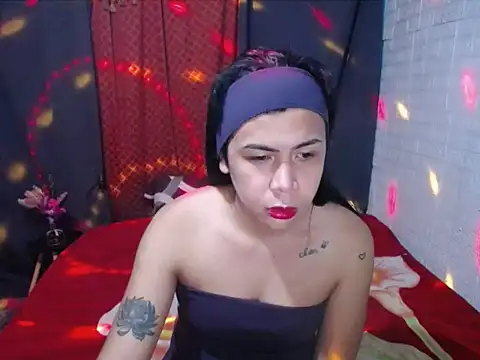 Snapshot of BriannaCruz24 chatting on July 16, 12:11 pm BriannaCruz24 online show from July 16, 12:11 pm