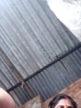 Hot di97 online show from April 13, 8:58 pm