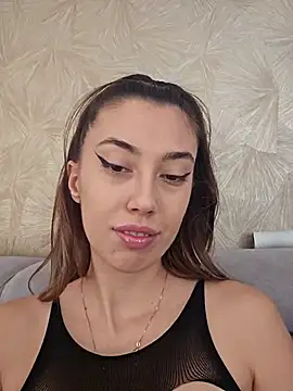 Virgin Pussy SquirtX online show from January 14, 8:20 am